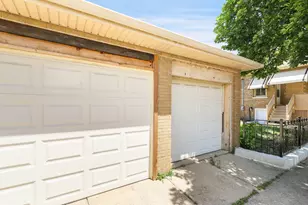 1648 Wisconsin Ave, Berwyn, IL 60402 - Photo 3