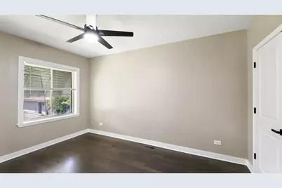 1648 Wisconsin Avenue, Berwyn, IL 60402 - Photo 11