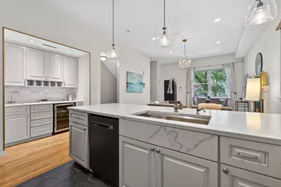1455 W Wolfram Street #A, Chicago, IL 60657 - Photo 9
