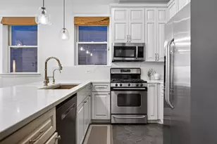 1455 W Wolfram St, Chicago, IL 60657 - Photo 7