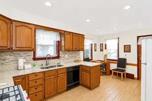 3225 N Narragansett Ave, Chicago, IL 60634 - Photo 9