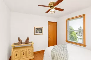 3225 N Narragansett Ave, Chicago, IL 60634 - Photo 17