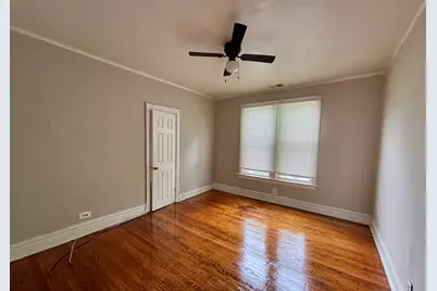 11201 S Normal Avenue, Chicago, IL 60628 - Photo 13