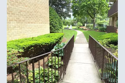 1103 N Mill Street #109, Naperville, IL 60563 - Photo 33
