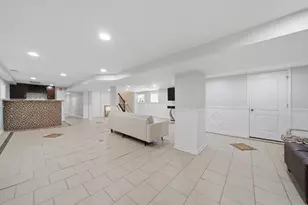 7247 S Luella Ave, Chicago, IL 60649 - Photo 29