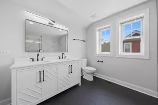 7247 S Luella Ave, Chicago, IL 60649 - Photo 23
