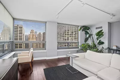 440 N Wabash Avenue #3810, Chicago, IL 60611 - Photo 5