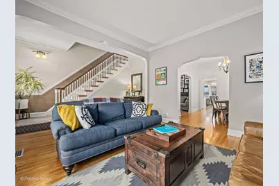 2124 W Eastwood Avenue, Chicago, IL 60625 - Photo 5