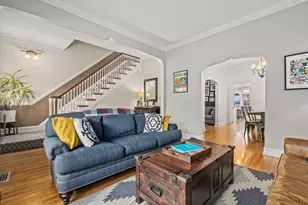 2124 W Eastwood Ave, Chicago, IL 60625 - Photo 5