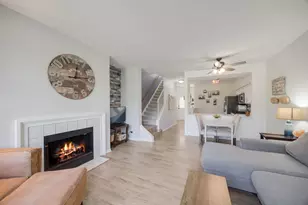 149 Polaris Dr, Lake in the Hills, IL 60156 - Photo 9