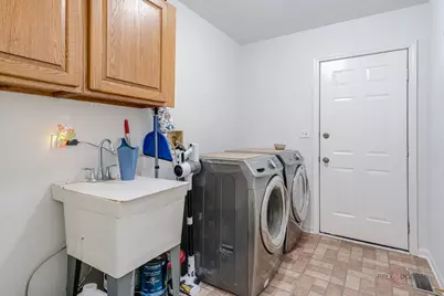 809 Carol Avenue S, McHenry, IL 60050 - Photo 19