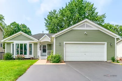 809 Carol Avenue S, McHenry, IL 60050 - Photo 1