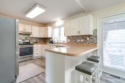 809 Carol Avenue S, McHenry, IL 60050 - Photo 15