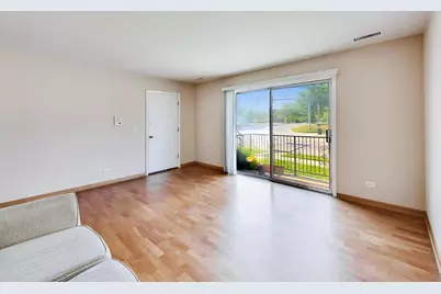 6534 W Montrose Avenue #1W, Harwood Heights, IL 60706 - Photo 5