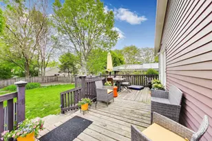 310 W Kirchoff Rd, Arlington Heights, IL 60005 - Photo 25