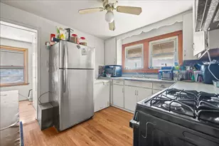2649 N 74th Ave, Elmwood Park, IL 60707 - Photo 15