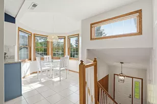 3255 N Daniels Ct, Arlington Heights, IL 60004 - Photo 3