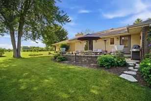 25730 N Eagle Dr, Mundelein, IL 60060 - Photo 35