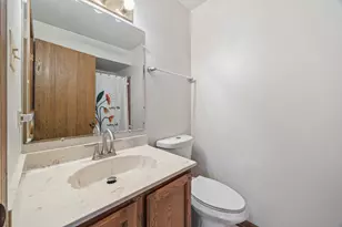19424 Cypress Dr, Country Club Hills, IL 60478 - Photo 11