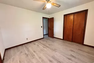 17 Crestwood, Centralia, IL 62801 - Photo 45