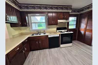 17 Crestwood, Centralia, IL 62801 - Photo 19