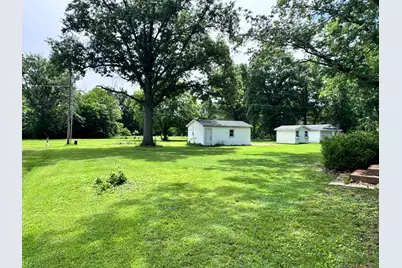 17 Crestwood, Centralia, IL 62801 - Photo 7