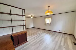 17 Crestwood, Centralia, IL 62801 - Photo 27