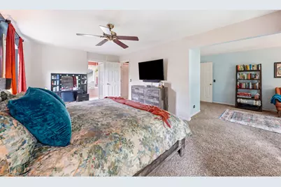 260 Hillhurst Drive, Cary, IL 60013 - Photo 19