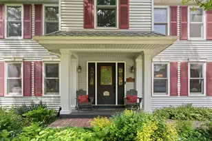 260 Hillhurst Dr, Cary, IL 60013 - Photo 3