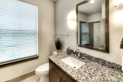 668 E Algonquin Road #6102, Schaumburg, IL 60173 - Photo 9
