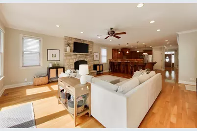 713 N Beverly Lane, Arlington Heights, IL 60004 - Photo 11