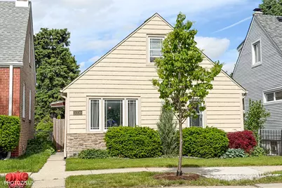 3330 N Orange Avenue, Chicago, IL 60634 - Photo 1