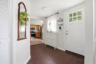 311 S 2nd Ave, Chenoa, IL 61726 - Photo 5