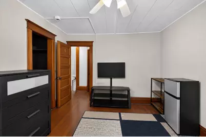 226 W Locust Street, Dekalb, IL 60115 - Photo 19