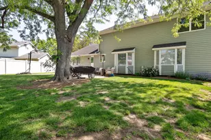 1129 Tamarack Ln, Libertyville, IL 60048 - Photo 37