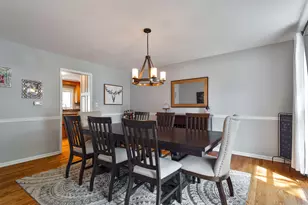 1129 Tamarack Ln, Libertyville, IL 60048 - Photo 7