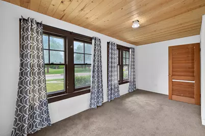 533 College Avenue, Dekalb, IL 60115 - Photo 11