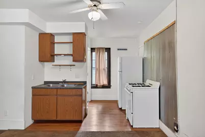533 College Avenue, Dekalb, IL 60115 - Photo 9
