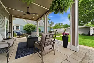 261 Main Street S, Oswego, IL 60543 - Photo 31