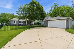 261 Main Street S, Oswego, IL 60543 - Photo 33