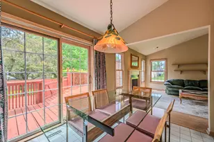 1046 E Amberwood Circle, Naperville, IL 60563 - Photo 9