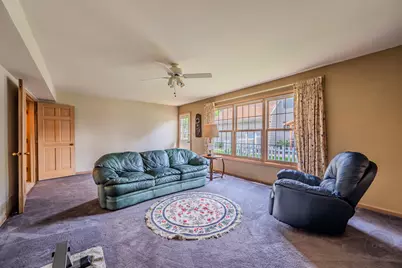 1046 E Amberwood Circle, Naperville, IL 60563 - Photo 13