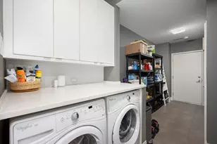 2755 N Lakewood Ave, Chicago, IL 60614 - Photo 21