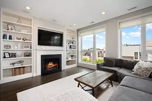 2755 N Lakewood Ave, Chicago, IL 60614 - Photo 3