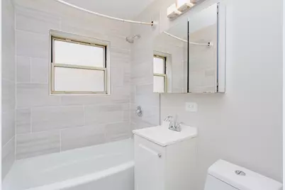 7521 N Damen Avenue #K1, Chicago, IL 60645 - Photo 9