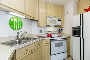 195 N Harbor Dr, Chicago, IL 60601 - Photo 3