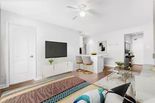 611 W Patterson Ave, Chicago, IL 60613 - Photo 5