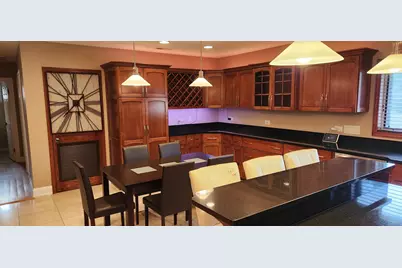 160 S Spring Oaks Drive, Wood Dale, IL 60191 - Photo 13
