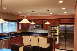160 S Spring Oaks Dr, Wood Dale, IL 60191 - Photo 15