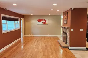 160 S Spring Oaks Dr, Wood Dale, IL 60191 - Photo 5